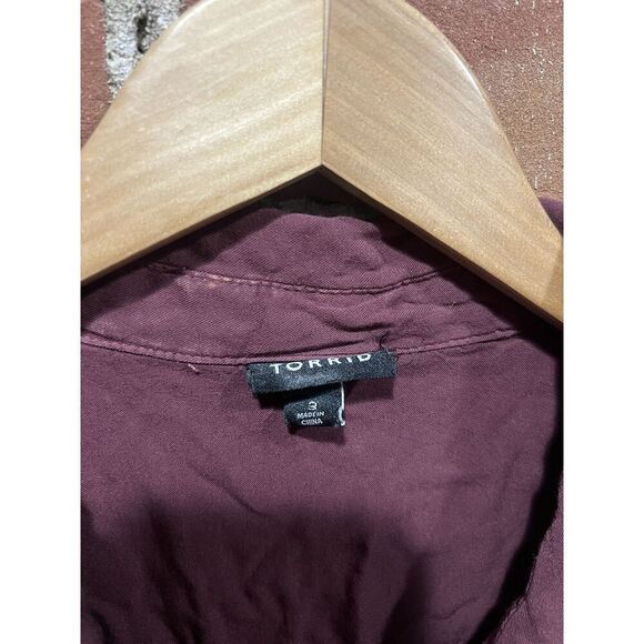 Torrid Plus Size Womens Rayon Maroon Long Sleeve Button Down Shirt Top Size 3X - Picture 3 of 4